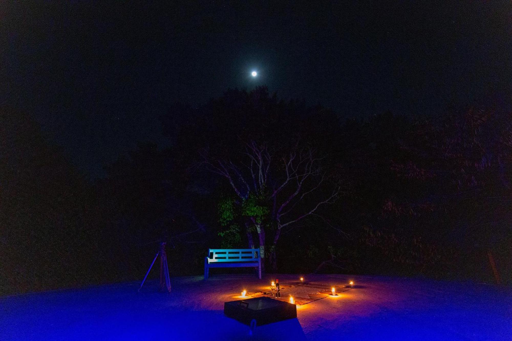 Floresta Encantada Telescopio,Fogueira, Riacho Chapada dos Guimarães Exterior foto